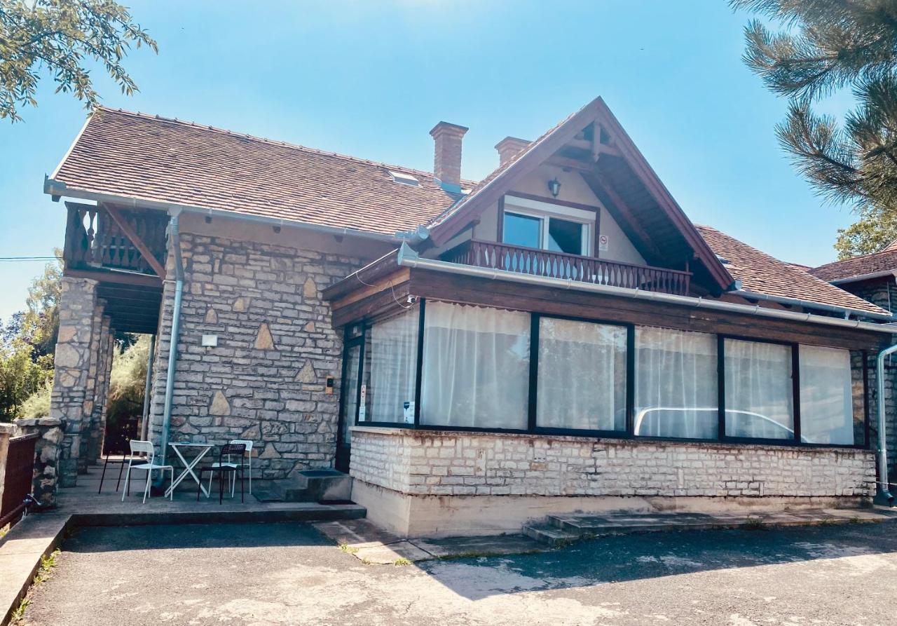 Viztuekoer Apartman Tihany Buitenkant foto